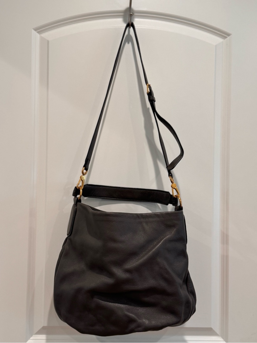 Marc Jacobs Dark Gray Pebbled 100% Leather Shoulder Hobo with handle - Picture 13 of 15